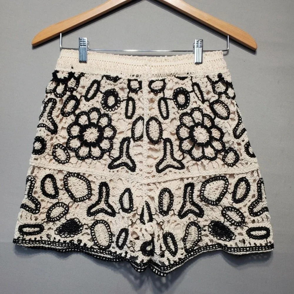 Rebellion Again Crochet Tank Shorts 2 Piece Set Women Small Floral Festival Boho